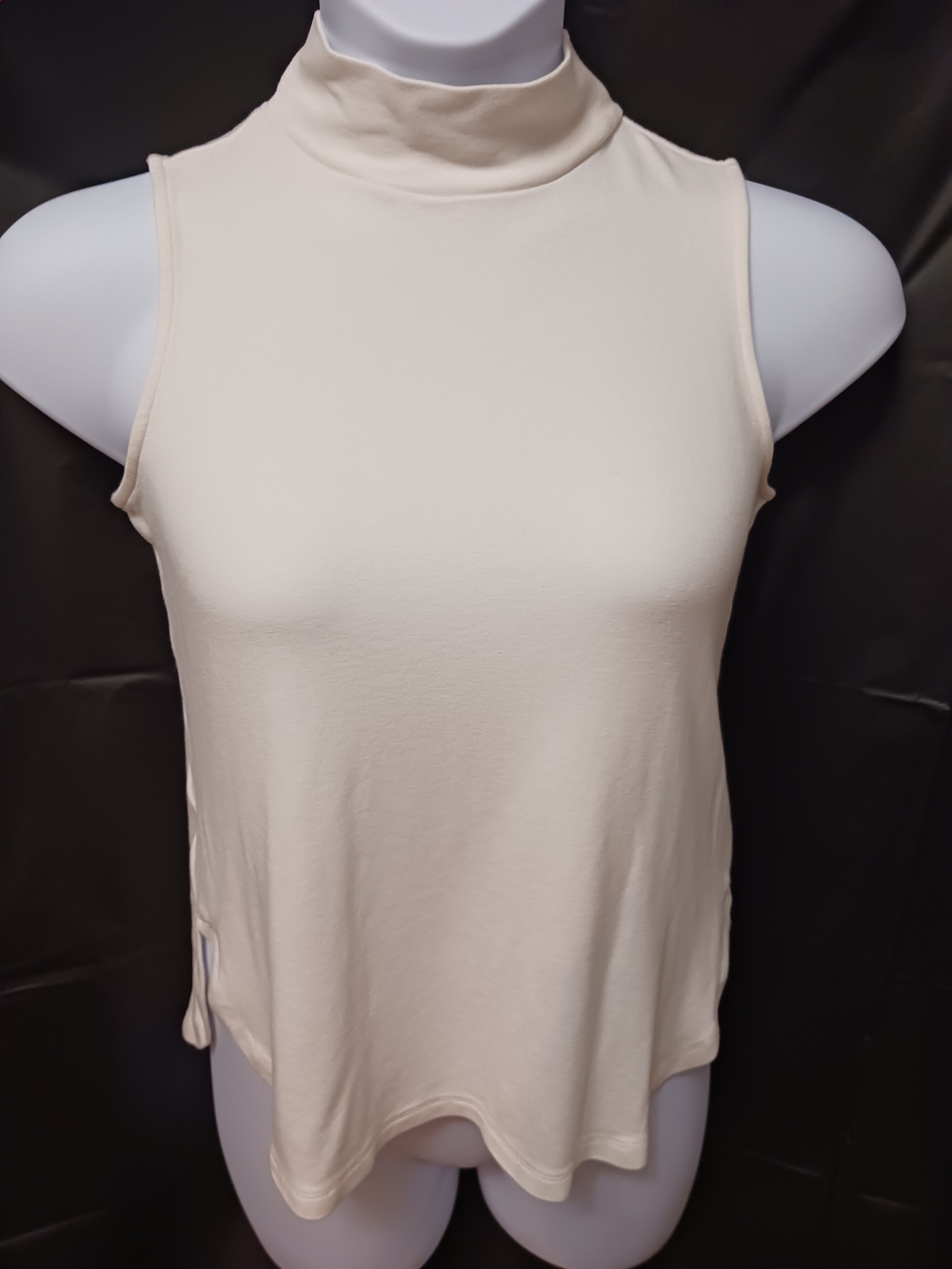 Ann Taylor Factory Cream Sleeveless Mock Neck Tank Top